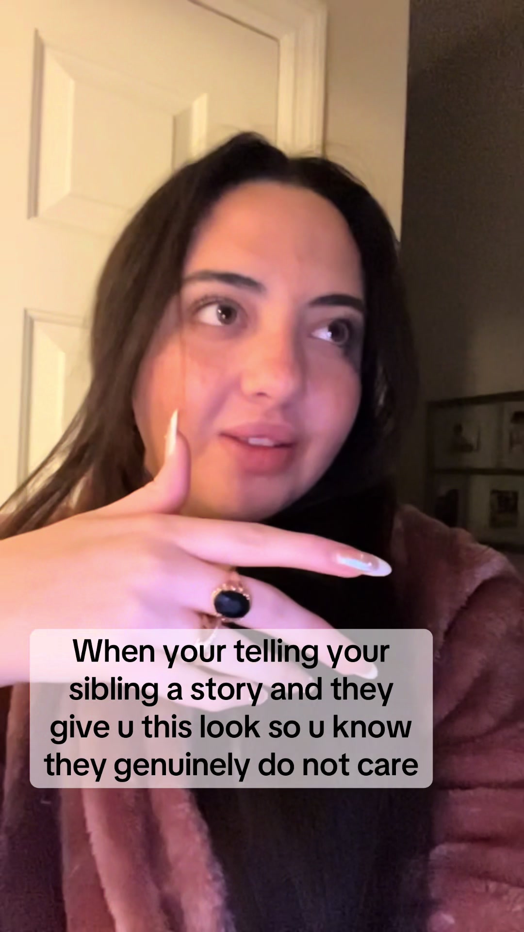 @mia.banales