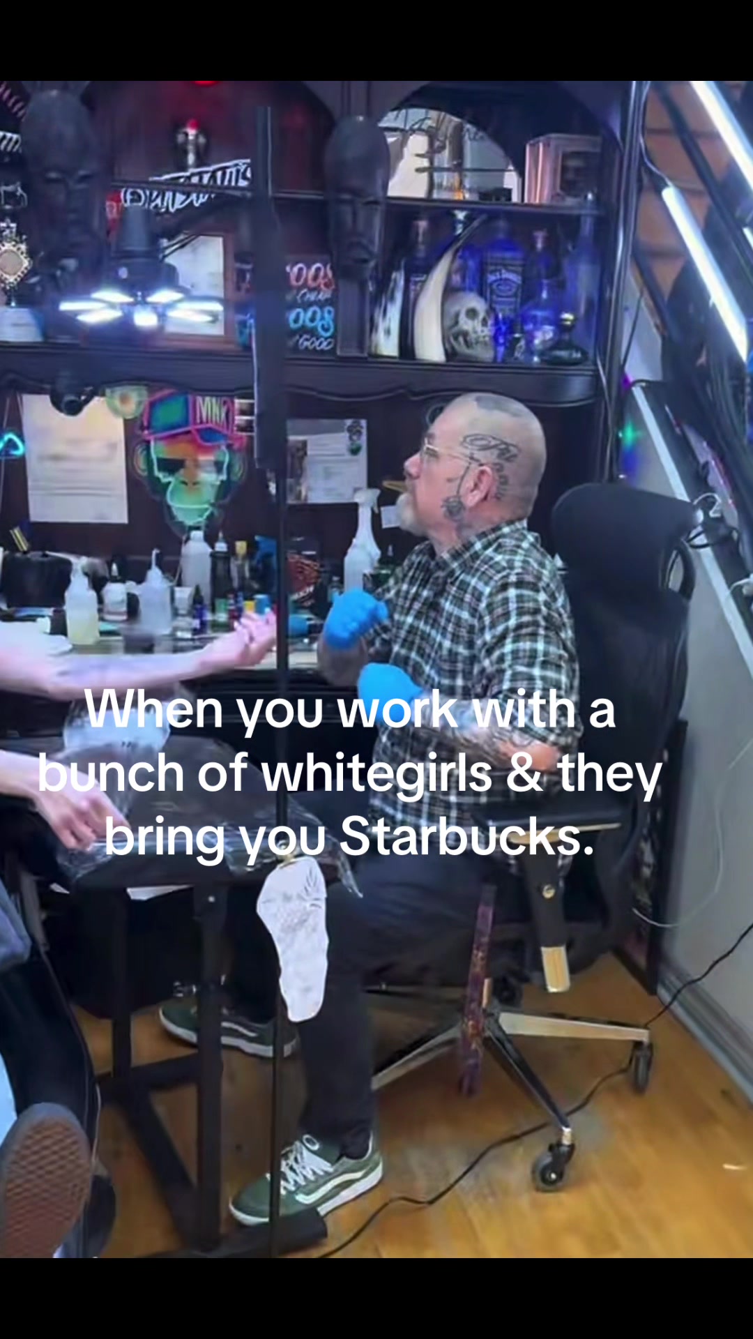 @Tattoo Extraordinaire