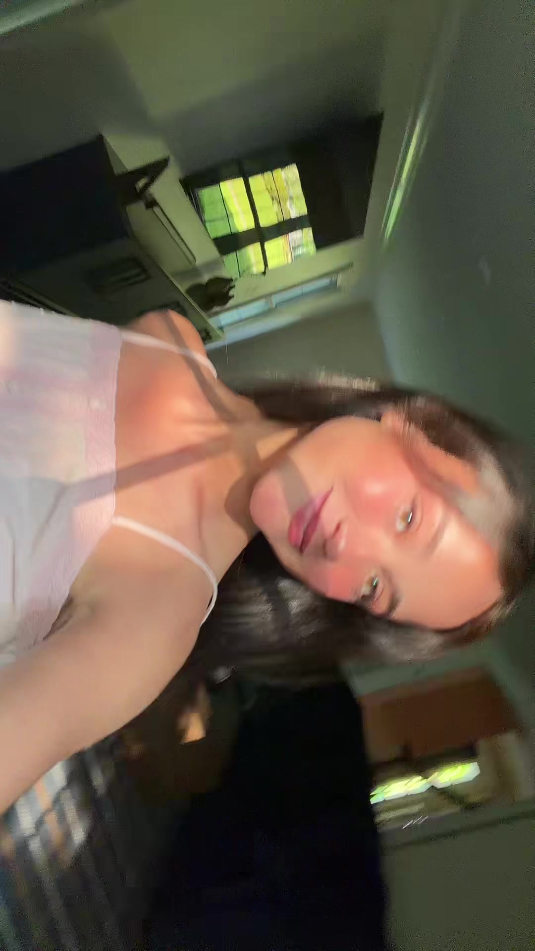 @elizabloom