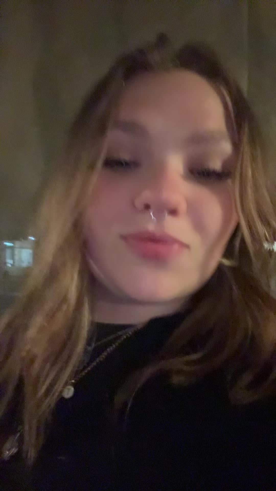 @liv Stone