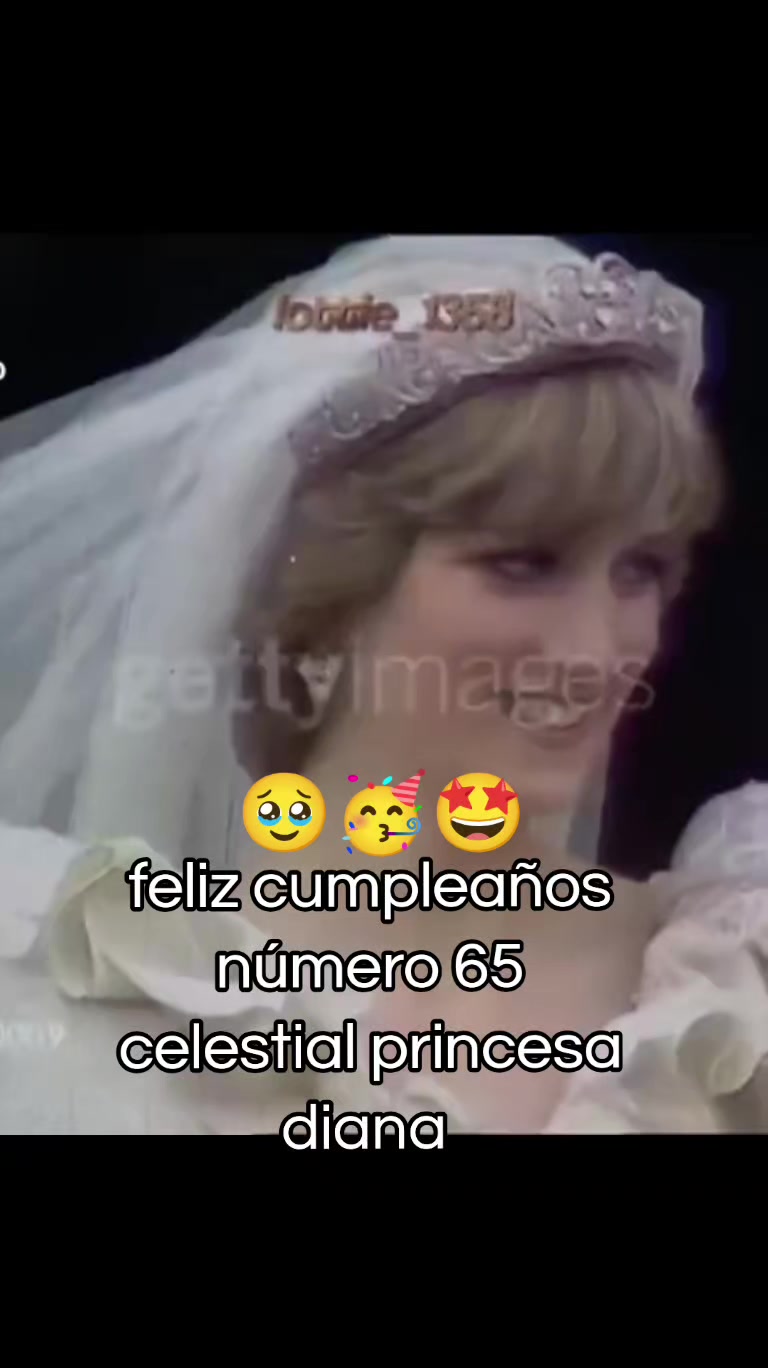 @famíliarea_19,👑