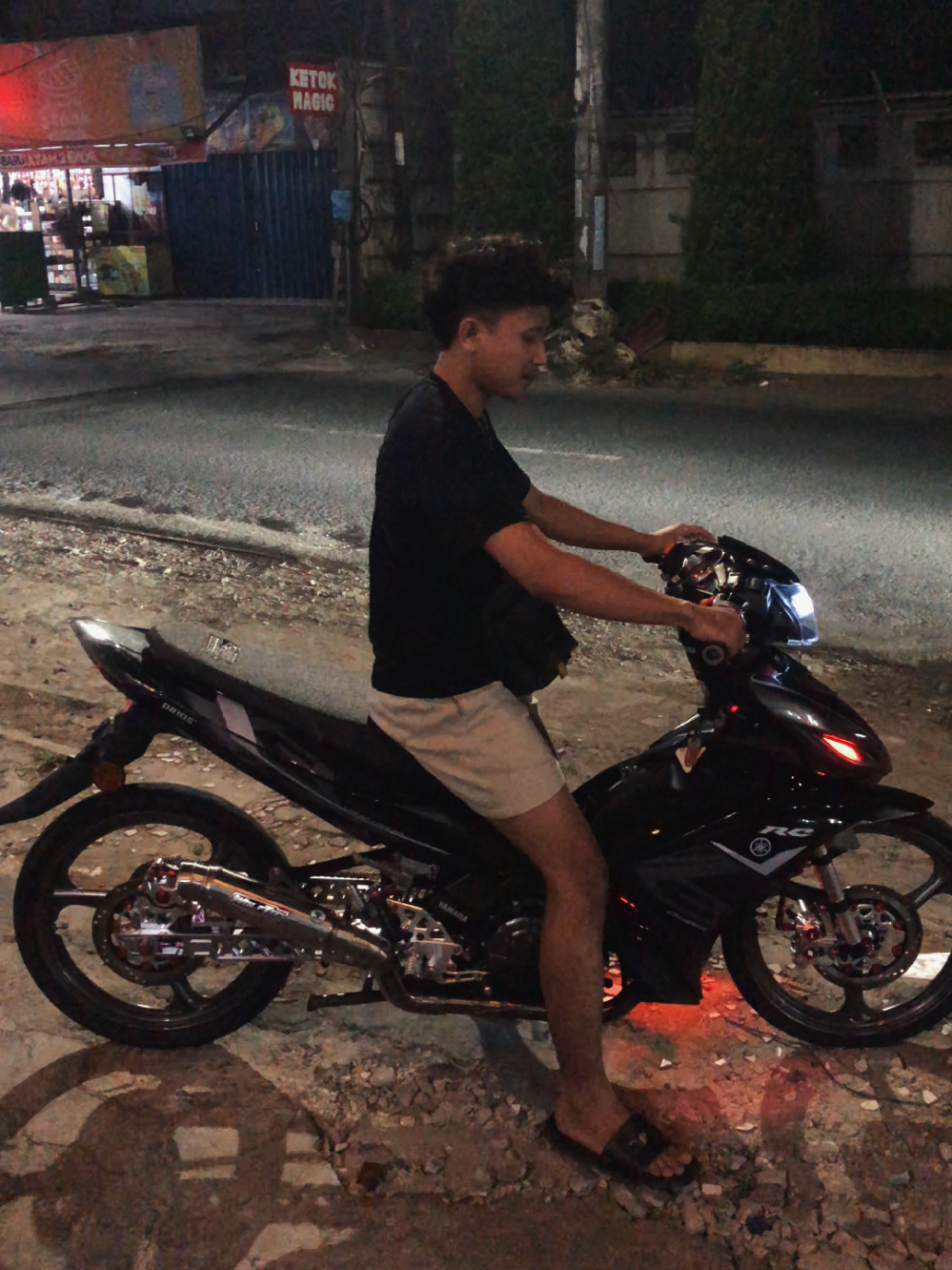 @ARES🚀