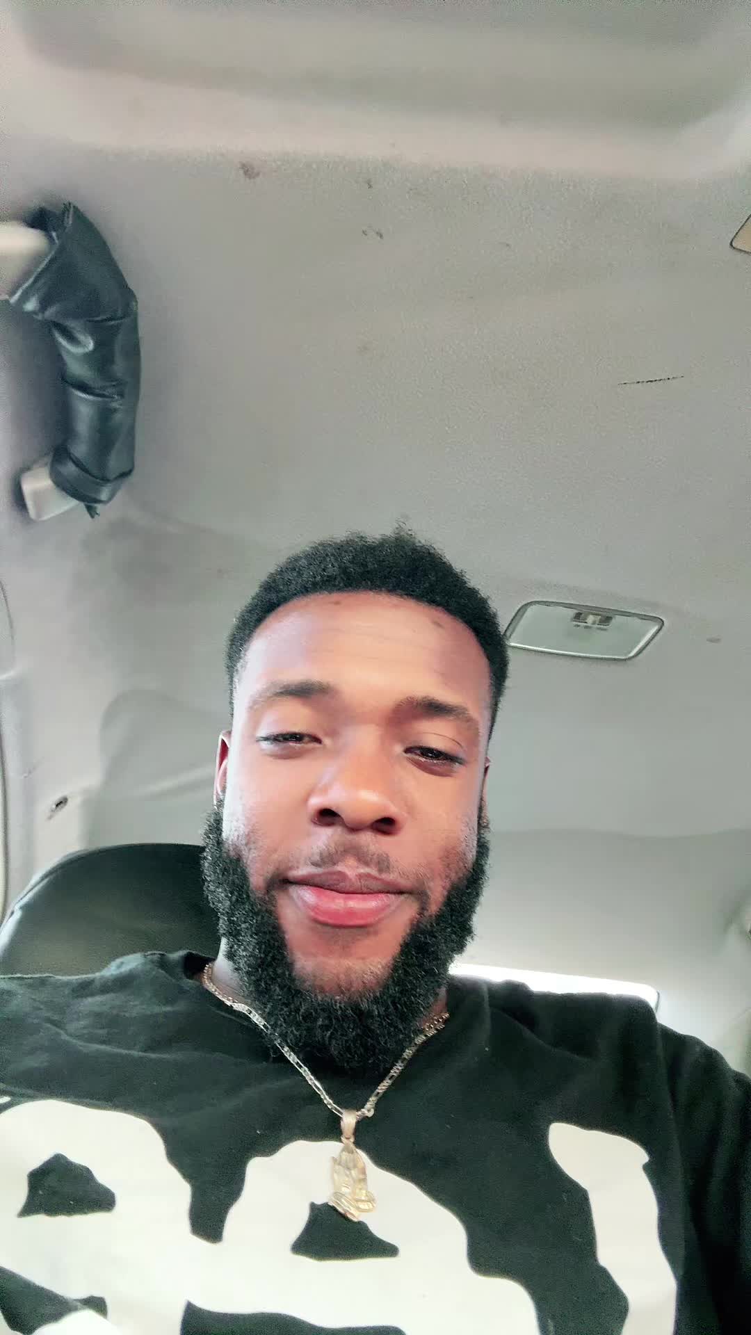 @Angel 🇭🇹🇭🇹