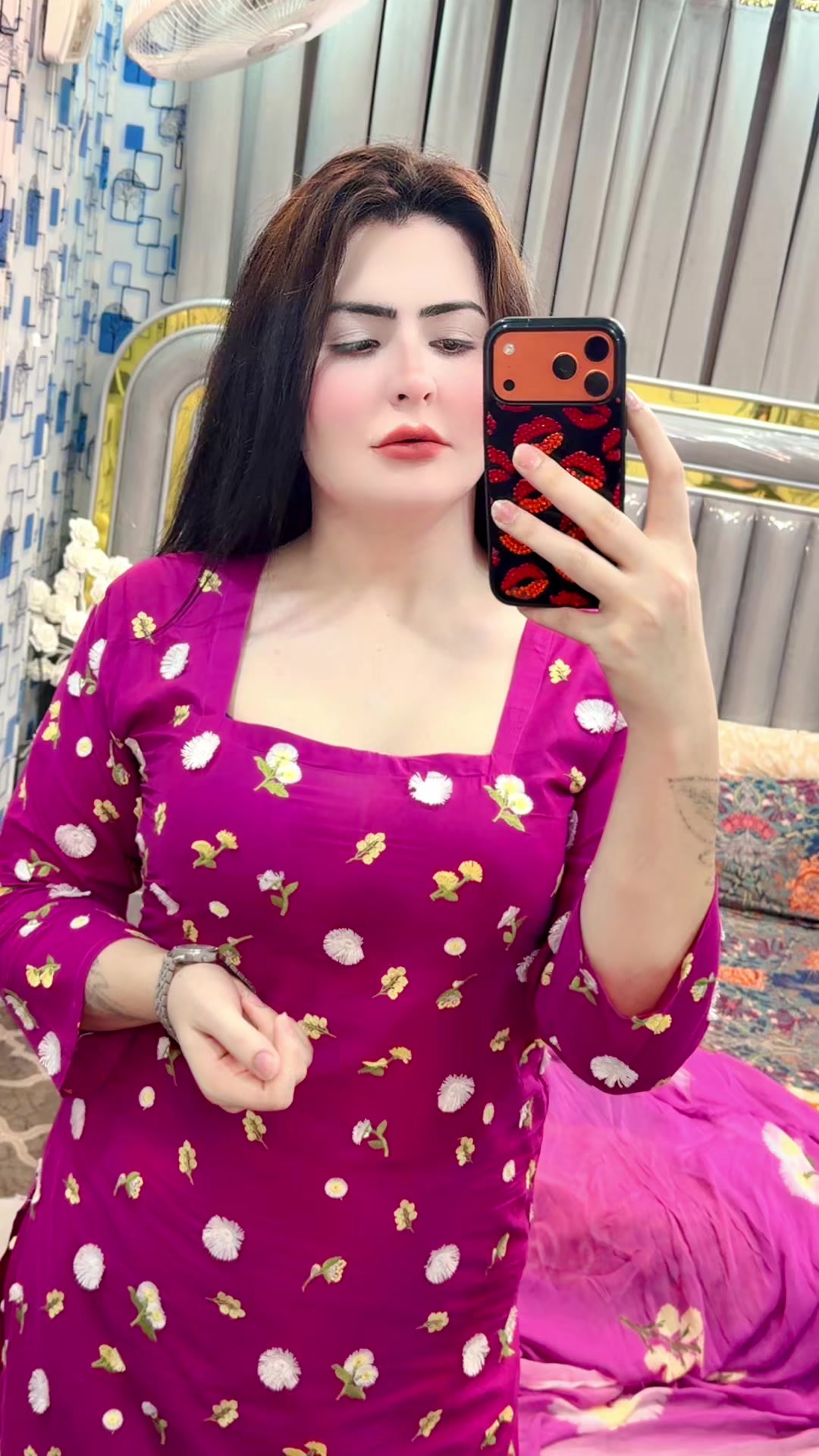@Riya Khan34