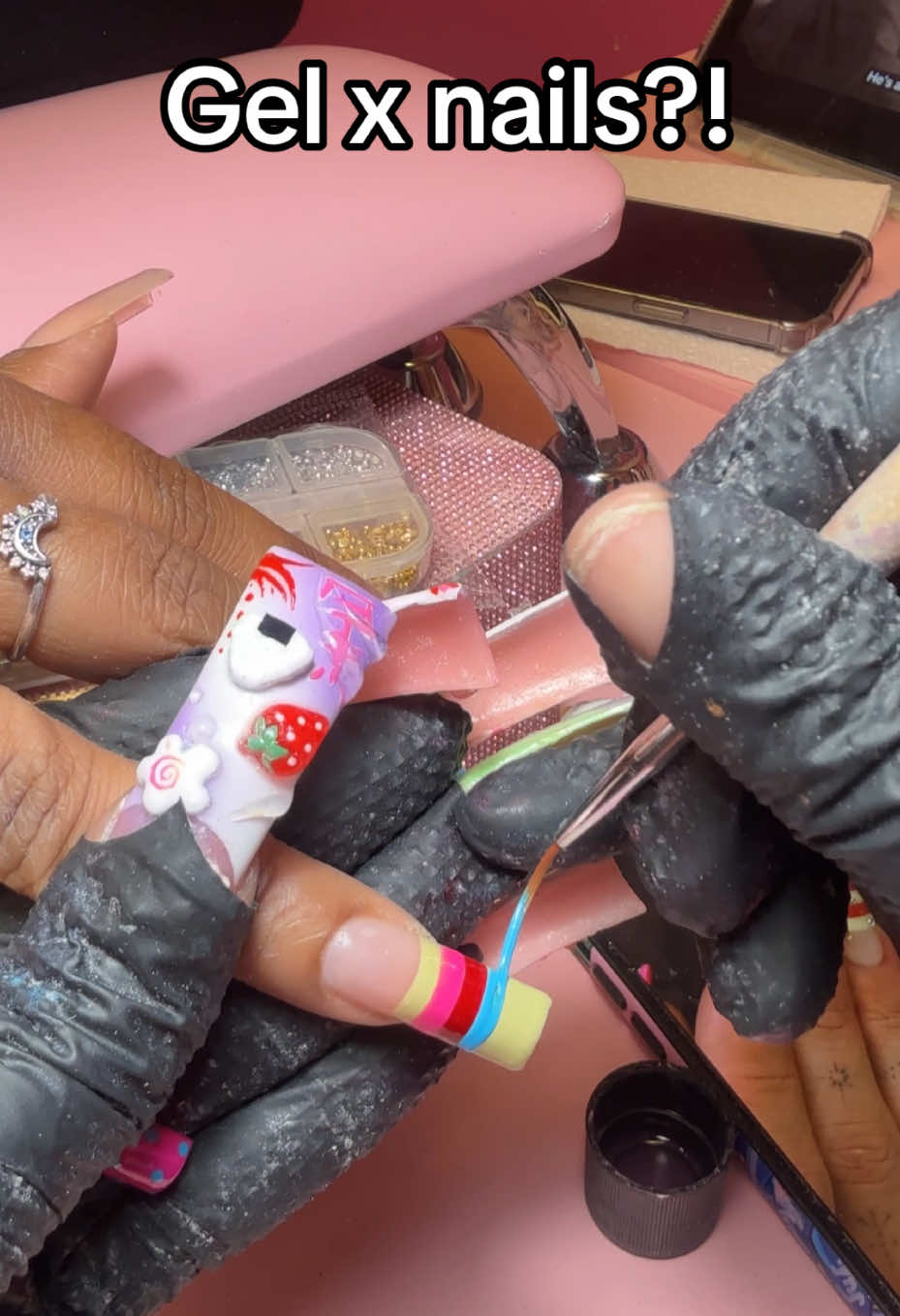 @Baldheadnailtech