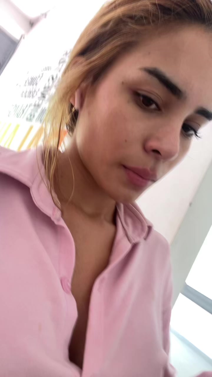 @SOF&Iacute;A🤍