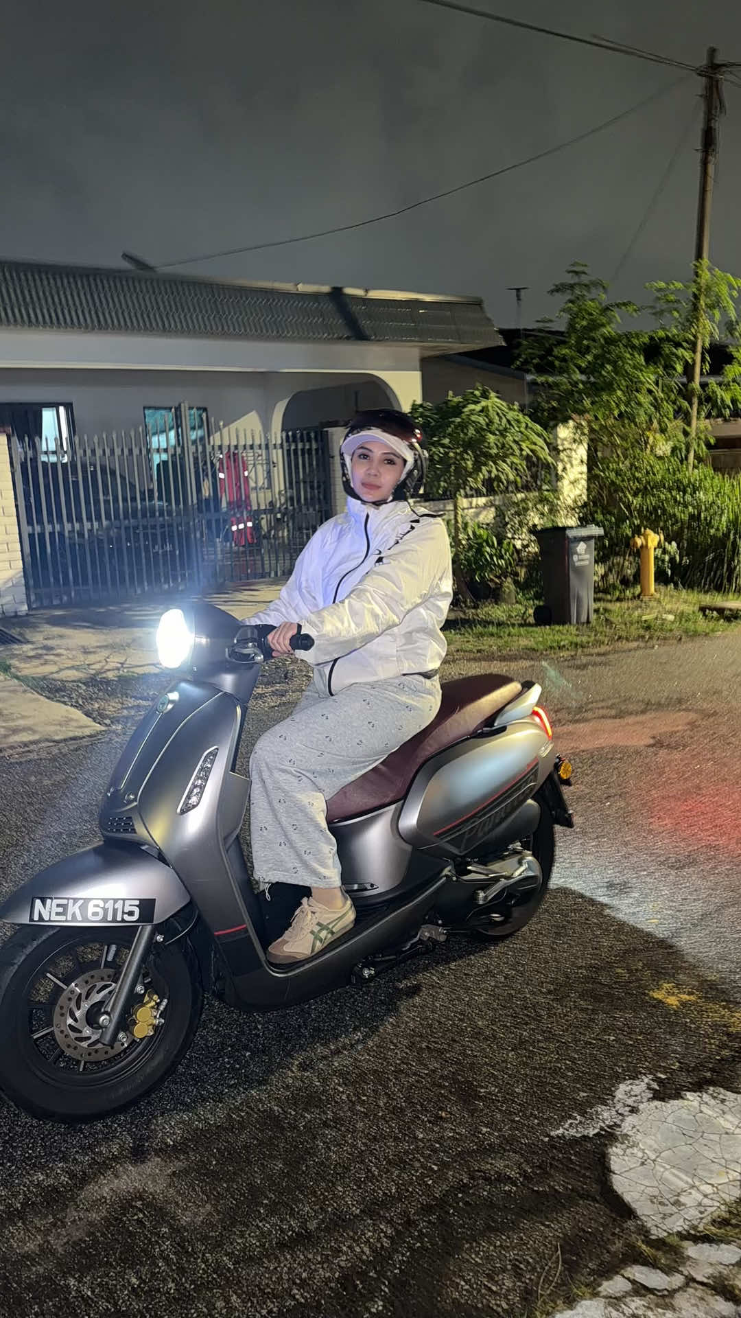 @Ms Izza Zubir