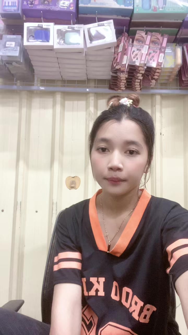 @Zřëŷ Mëāš🐣🙉