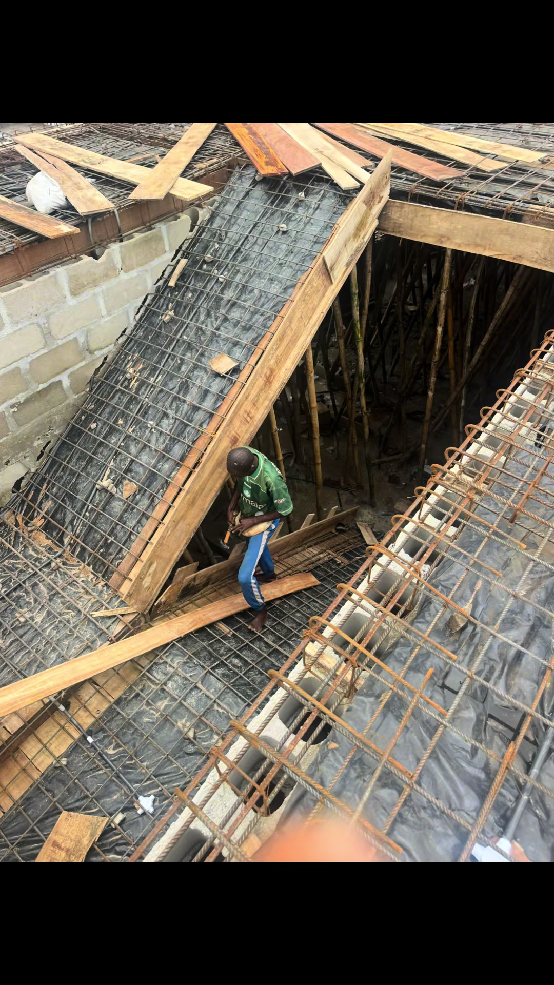 @MOURITECH HOMES&PROPERTIES LTD