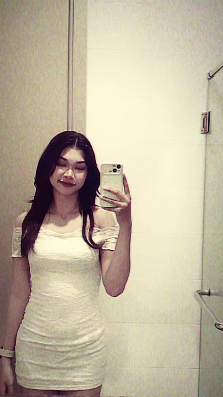 @Na_Nareerat