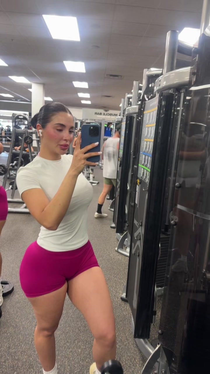@Aquariusbossbabe