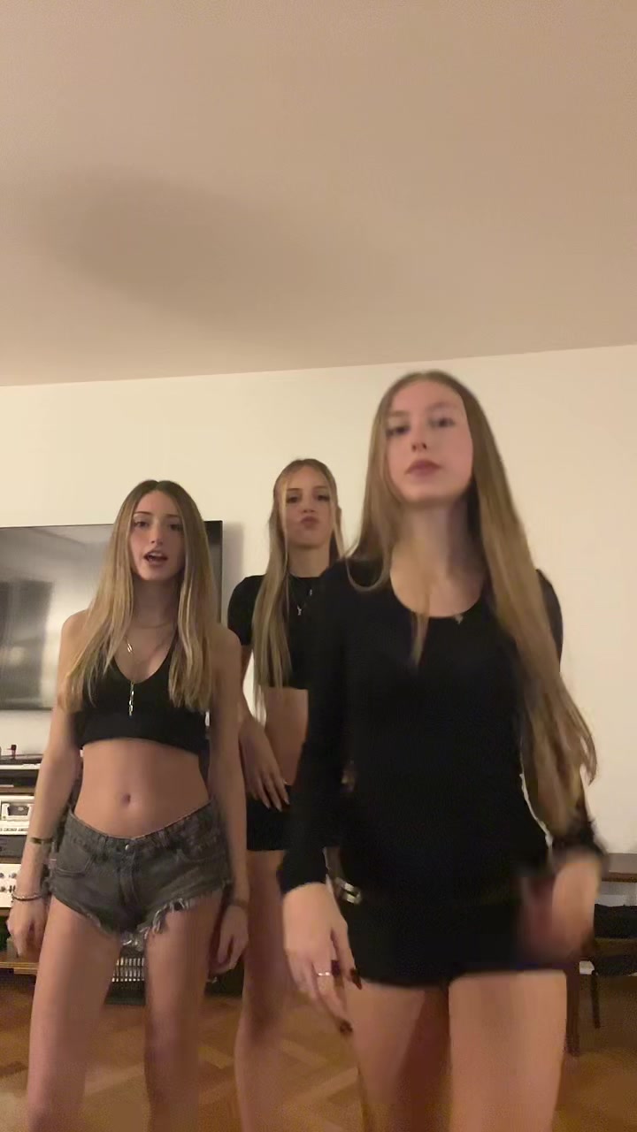 @Aniita😘