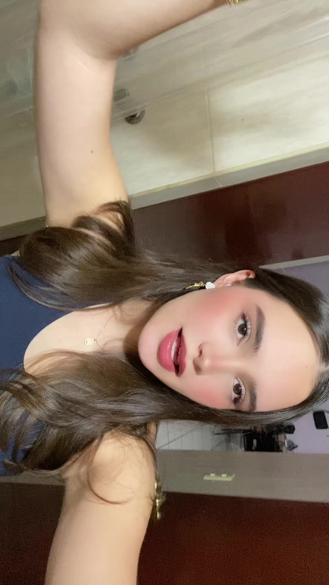 @ana carrera
