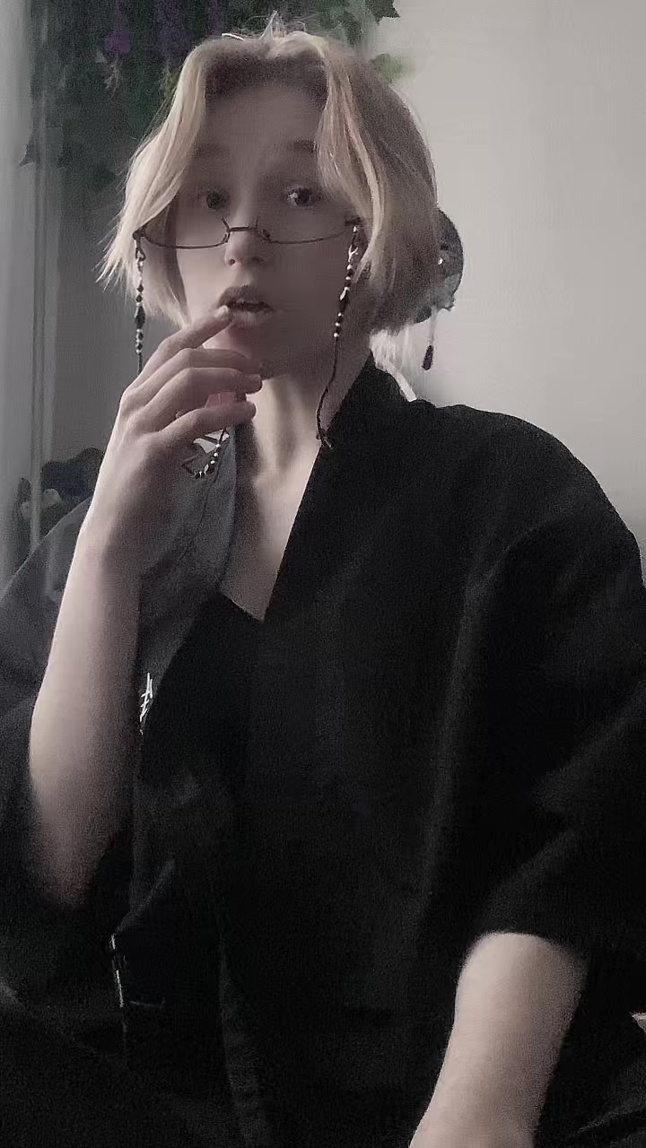 @𝕾𝖎𝖑𝖋@
