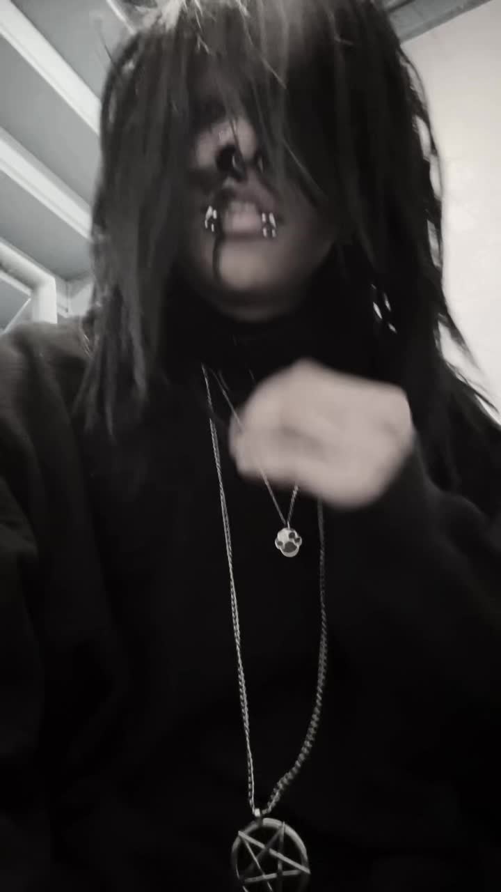 @WOLFBOY APEXPREDATOR