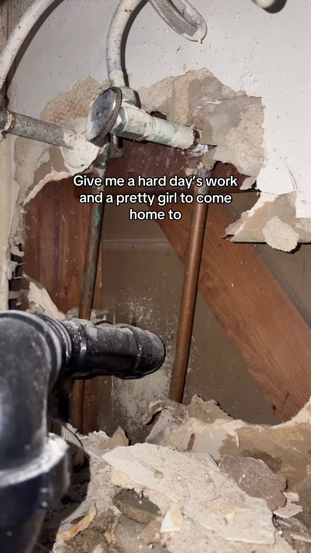 @plumbLA