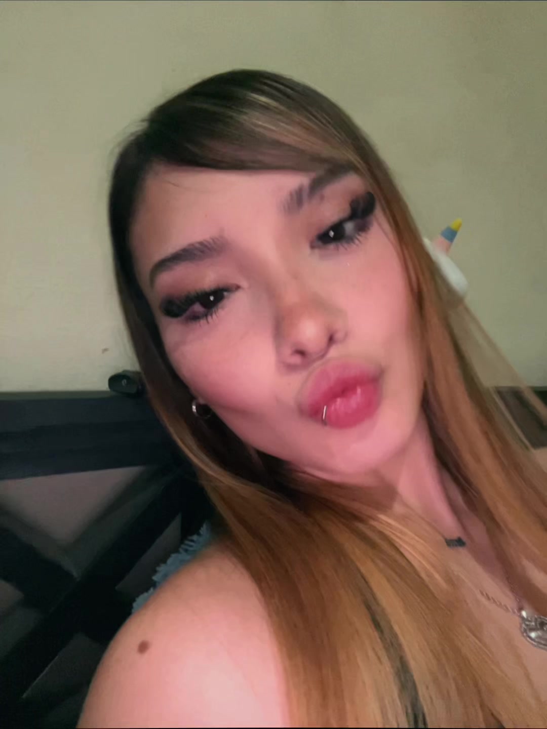 @anni <3