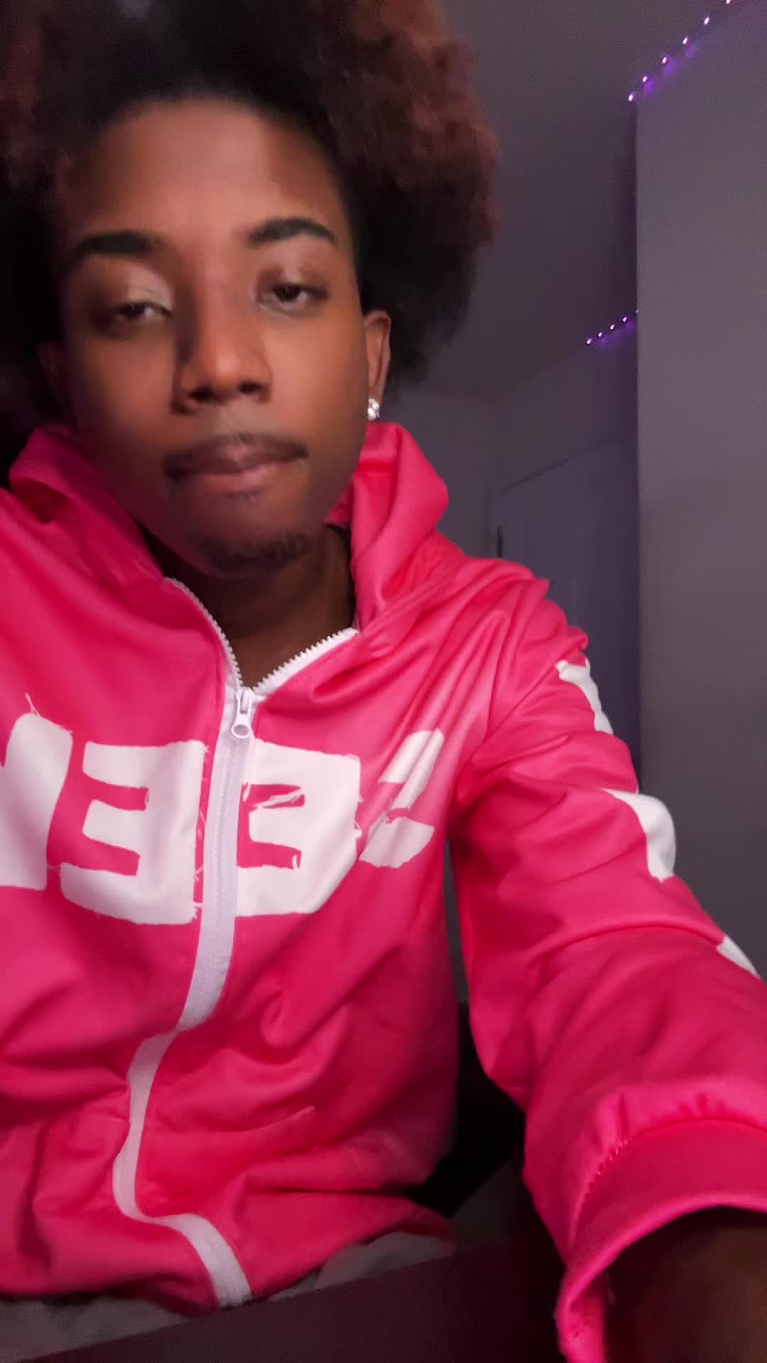 @8
