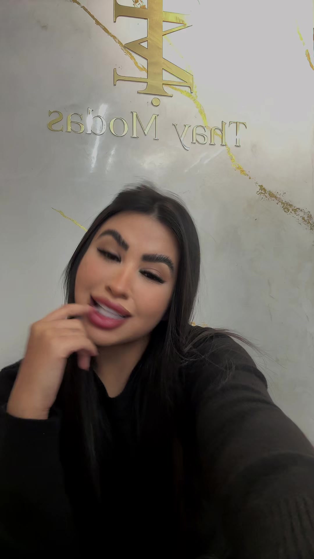 @thaiiiiisousaa