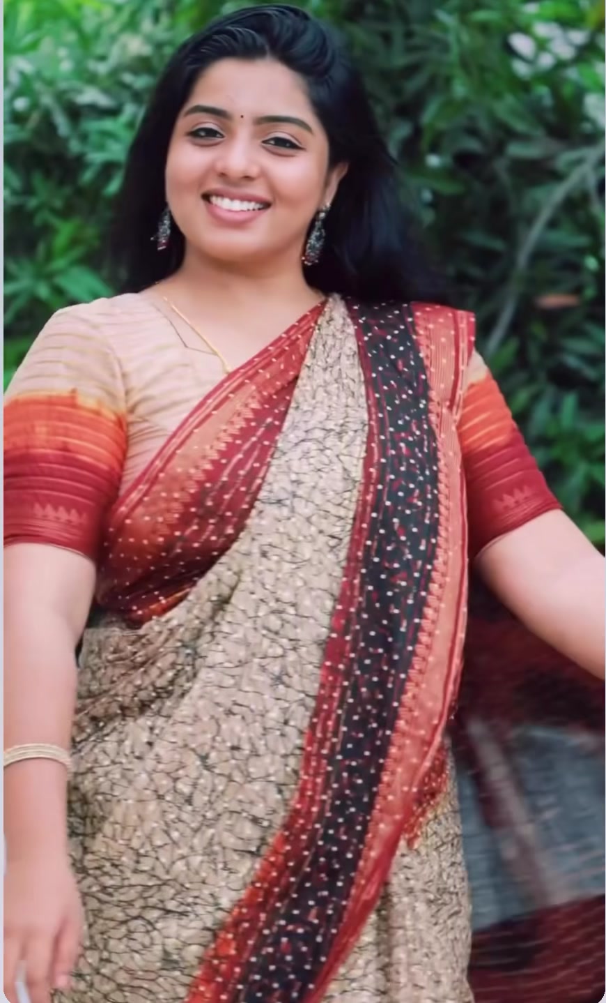@தர்சினி