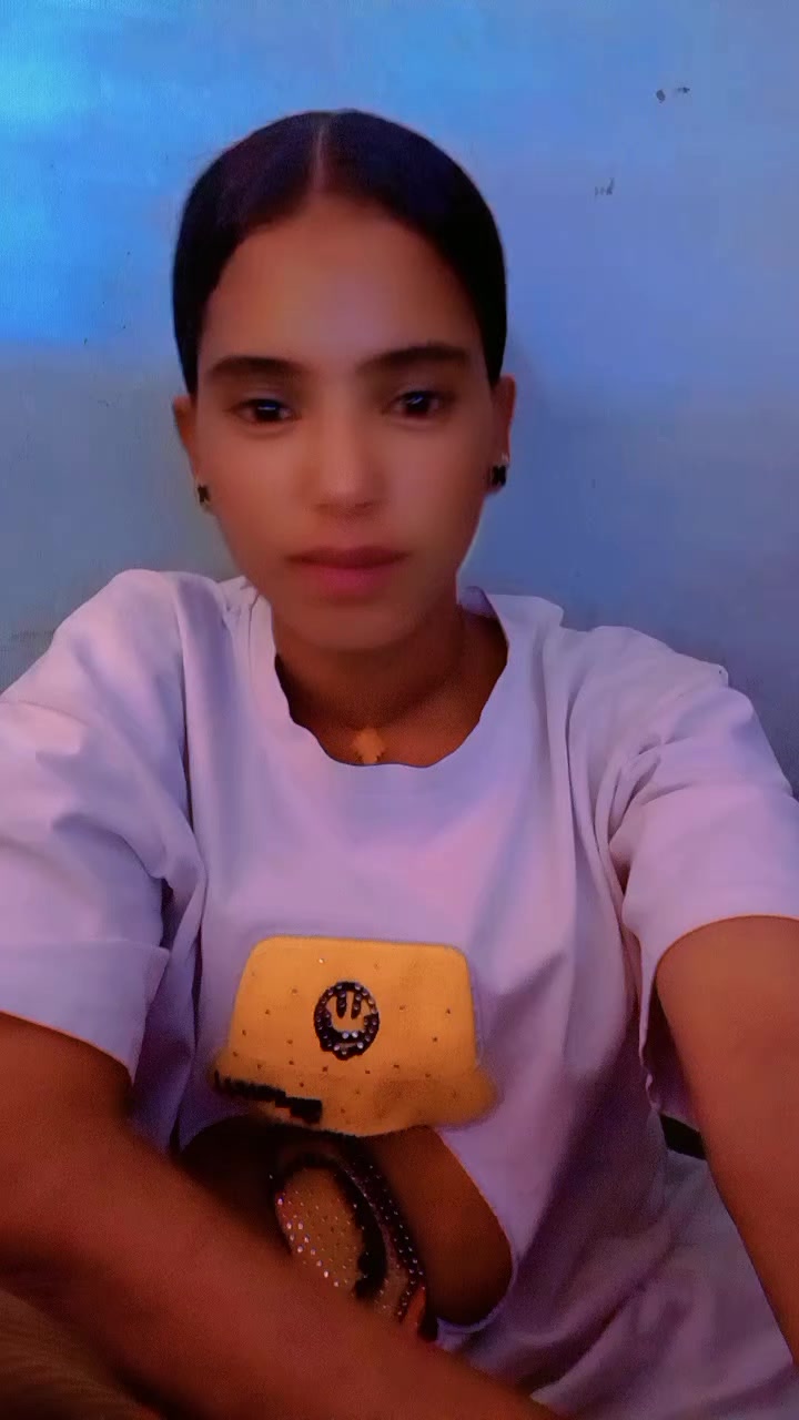 @Miዙ444🦋