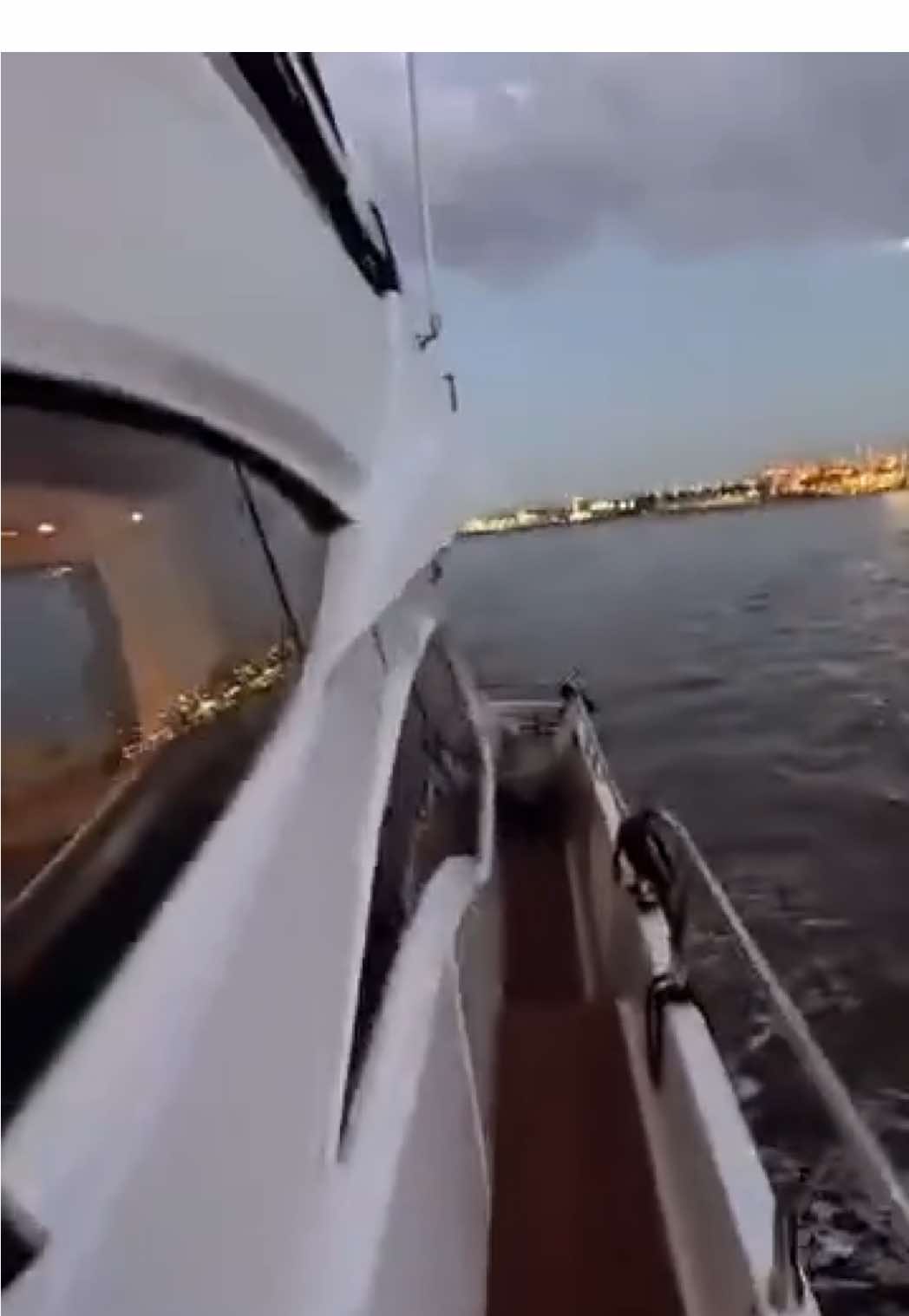 @MOUKI85 🇬🇳🇨🇦