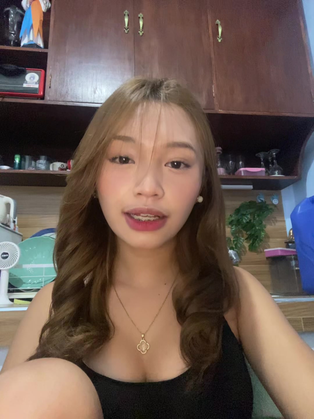 @𝒻𝓁𝑜𝓇 💘