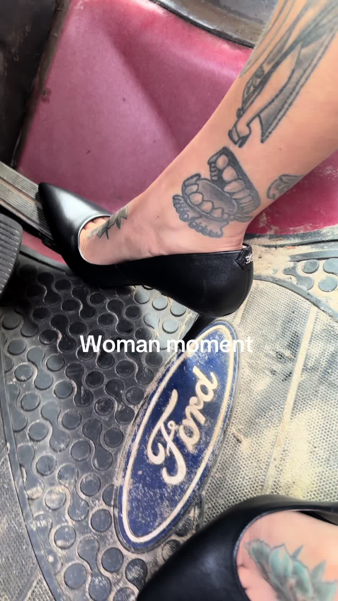 @Holly Fucking Jones