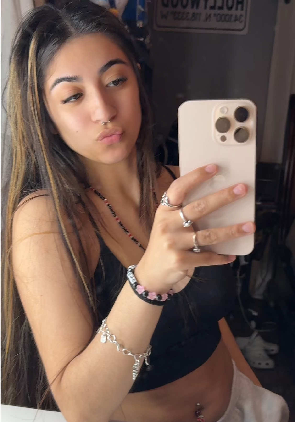 @anita
