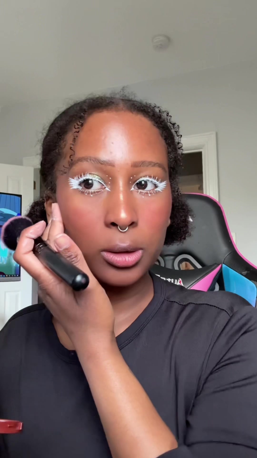 @Liv