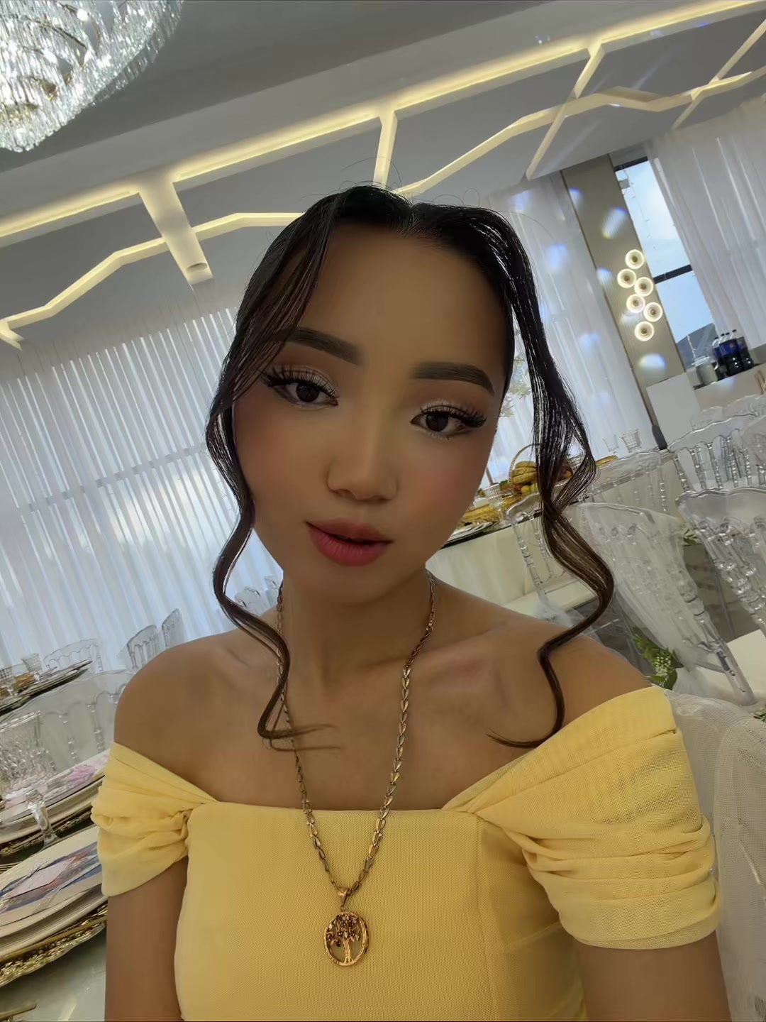 @kadenovaa