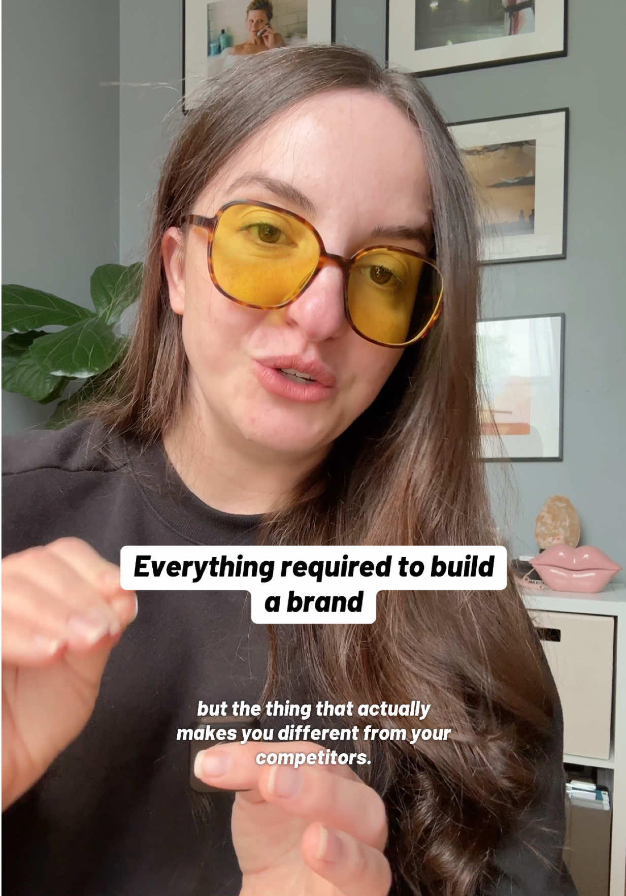 @Anja | your brand strategist ✨