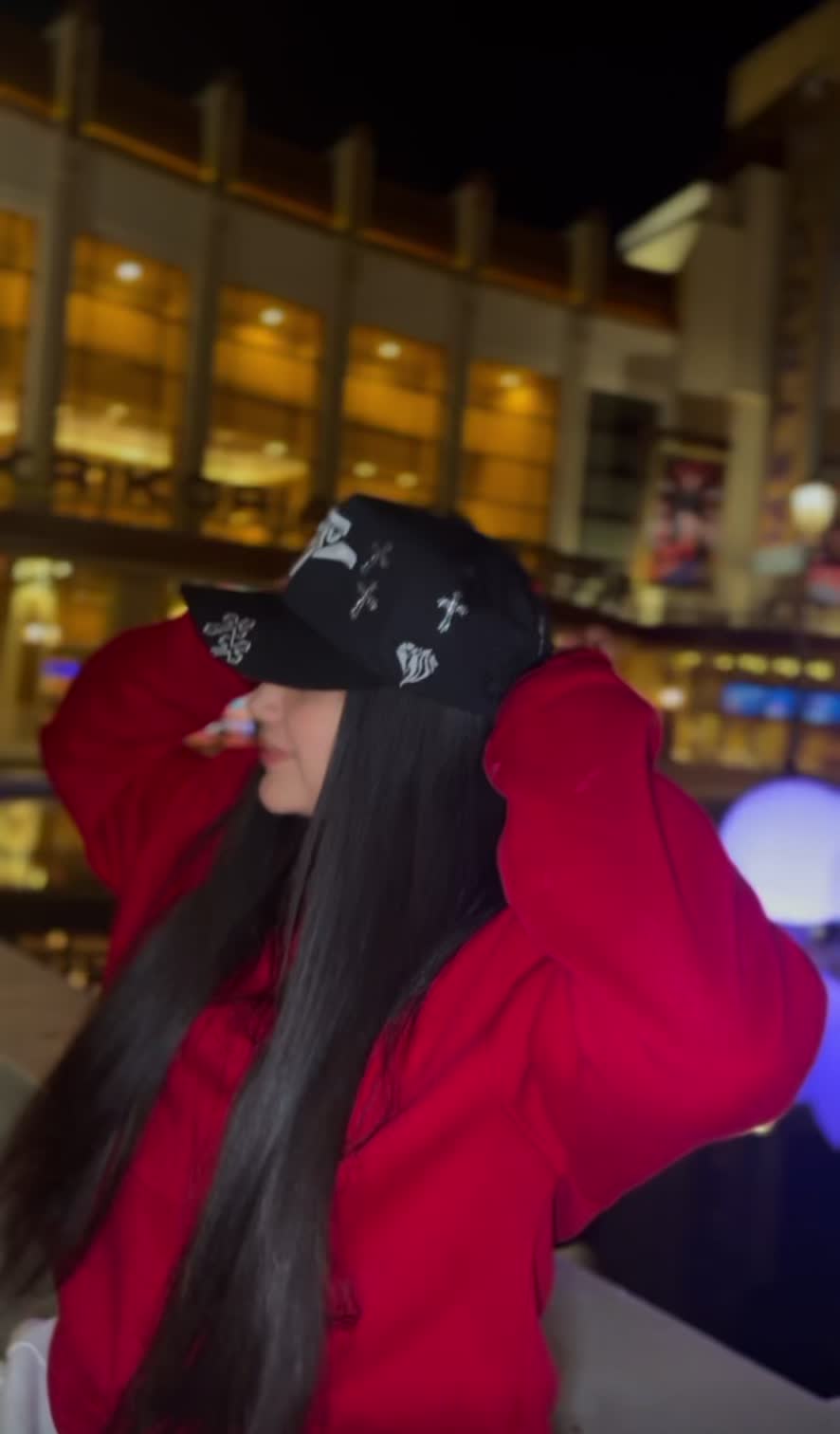 @🧢La Niña de las gorras♥️🐬