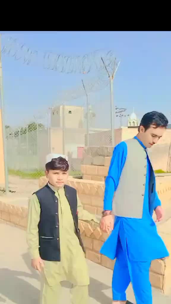 @👑 GaNdAPuR 👑