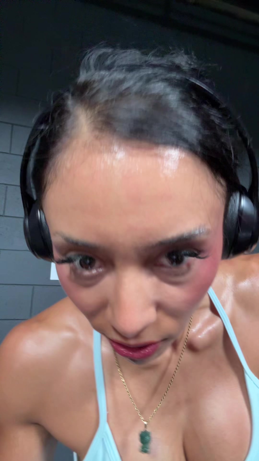 @Nikki