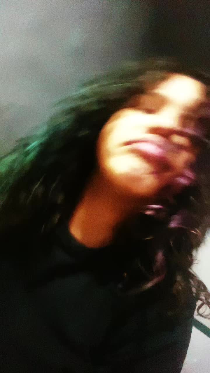 @👾