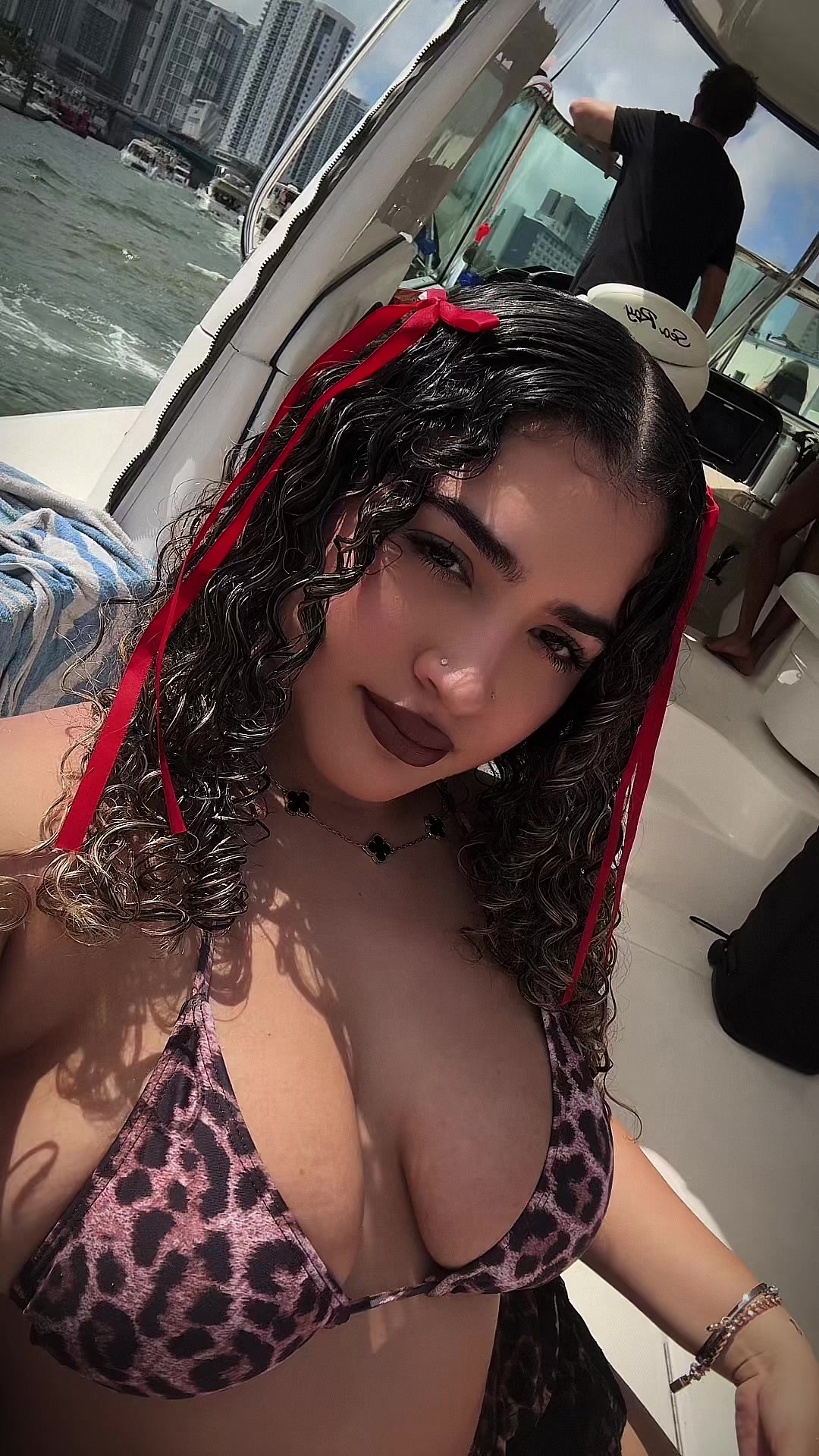 @HaileyMia👸🏽