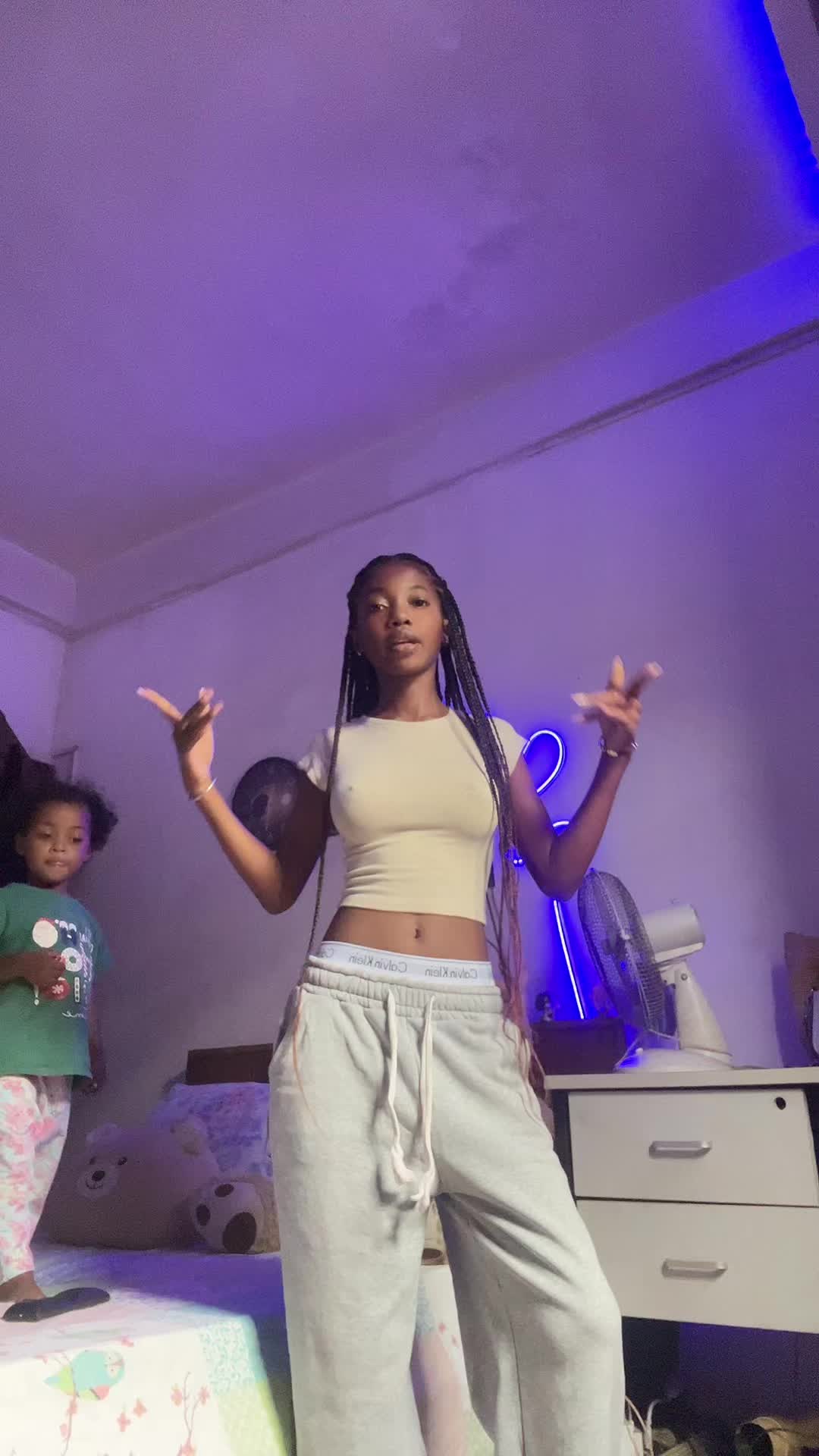 @Bravasiah💋