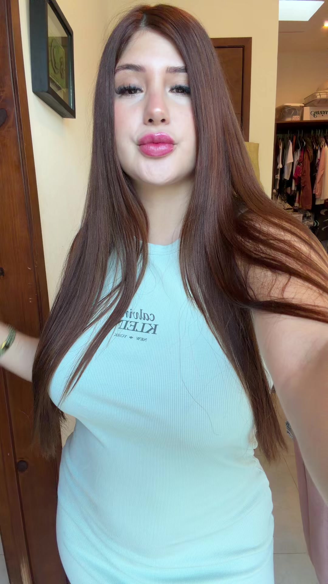 @meliveett