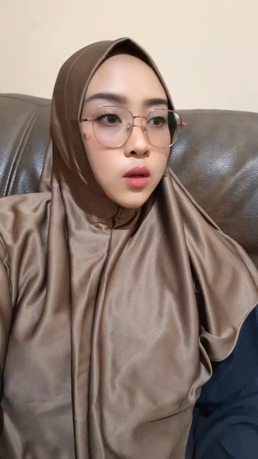 @Sofybintang