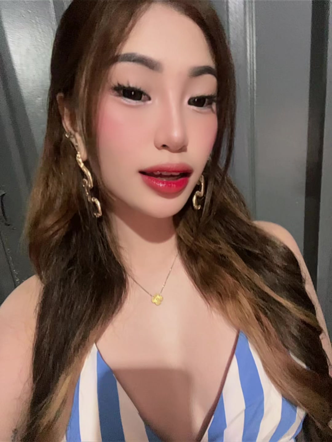 @埃莉斯