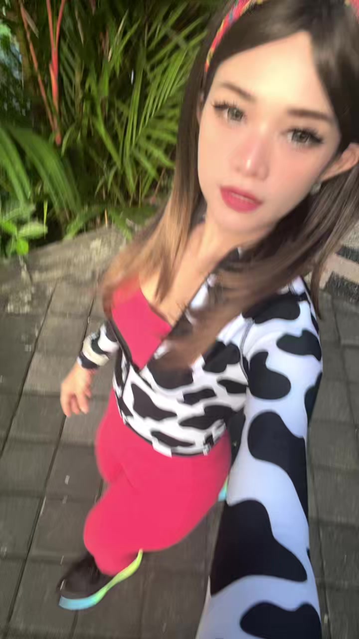@Geg_ayu_amara