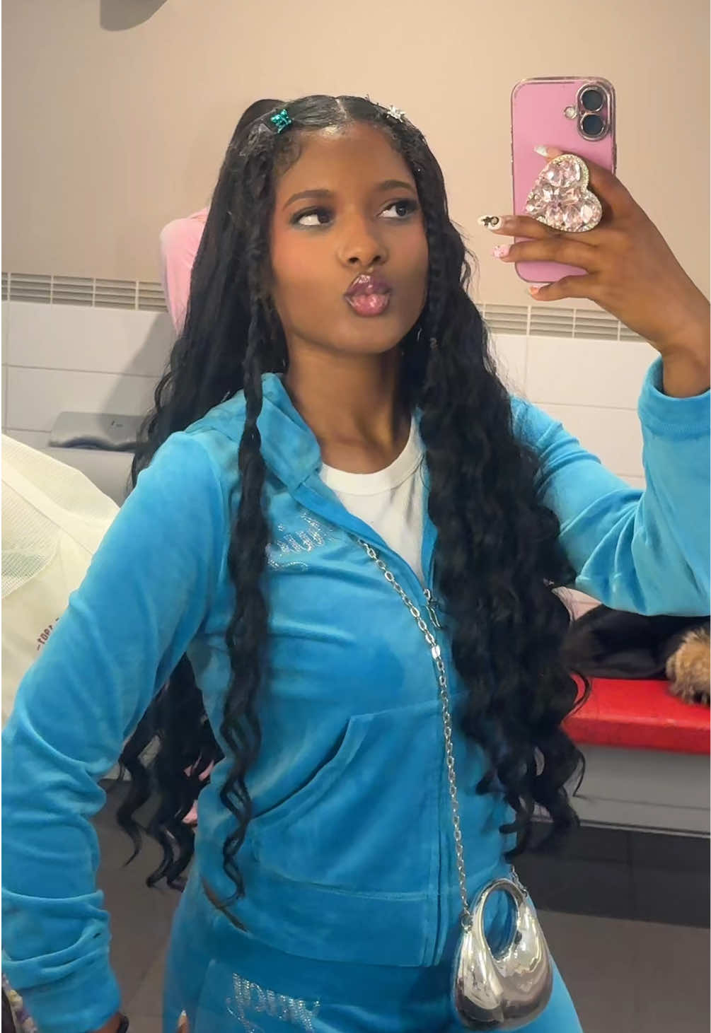 @A Normal Girl🎀