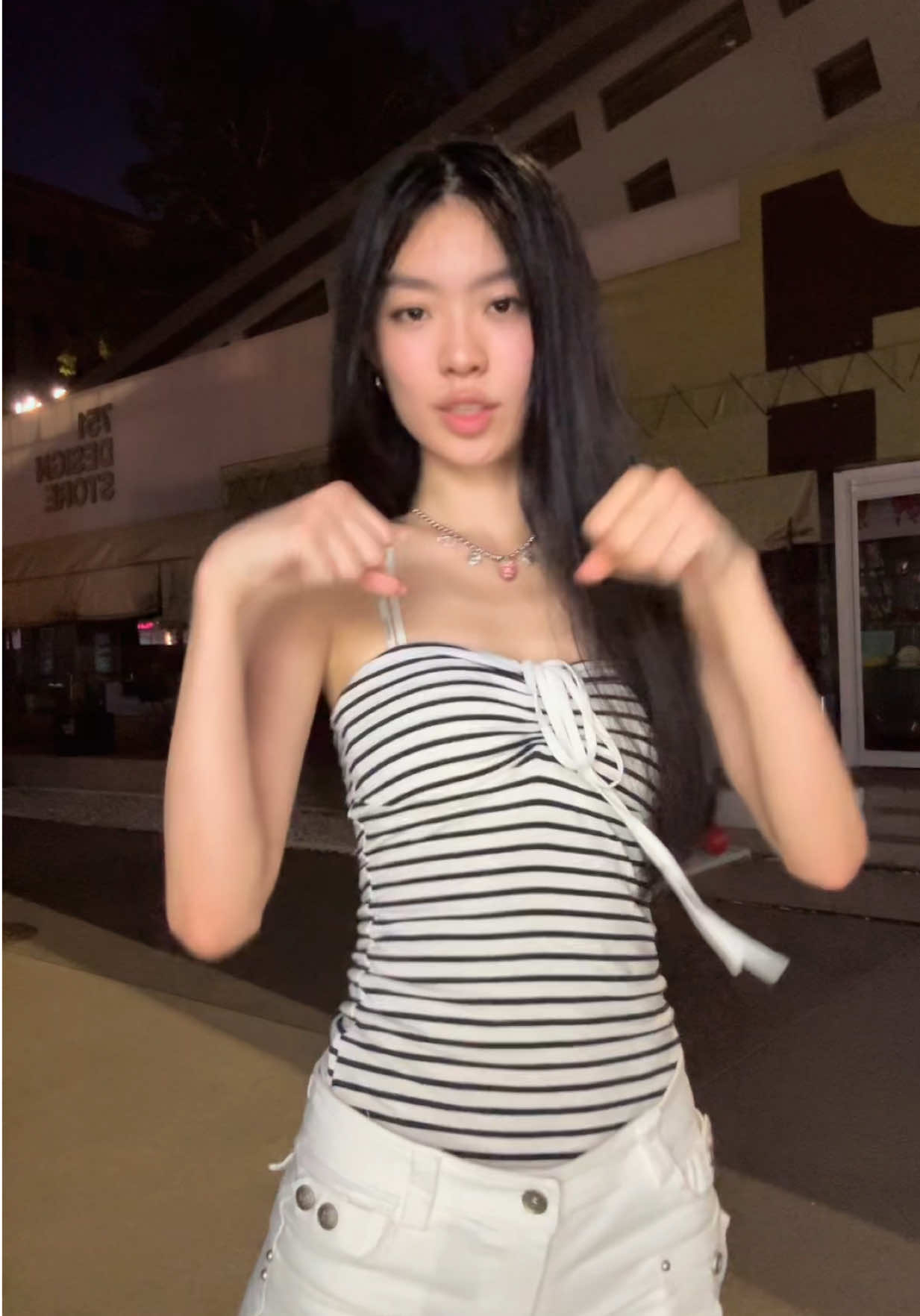 @NanaVLive