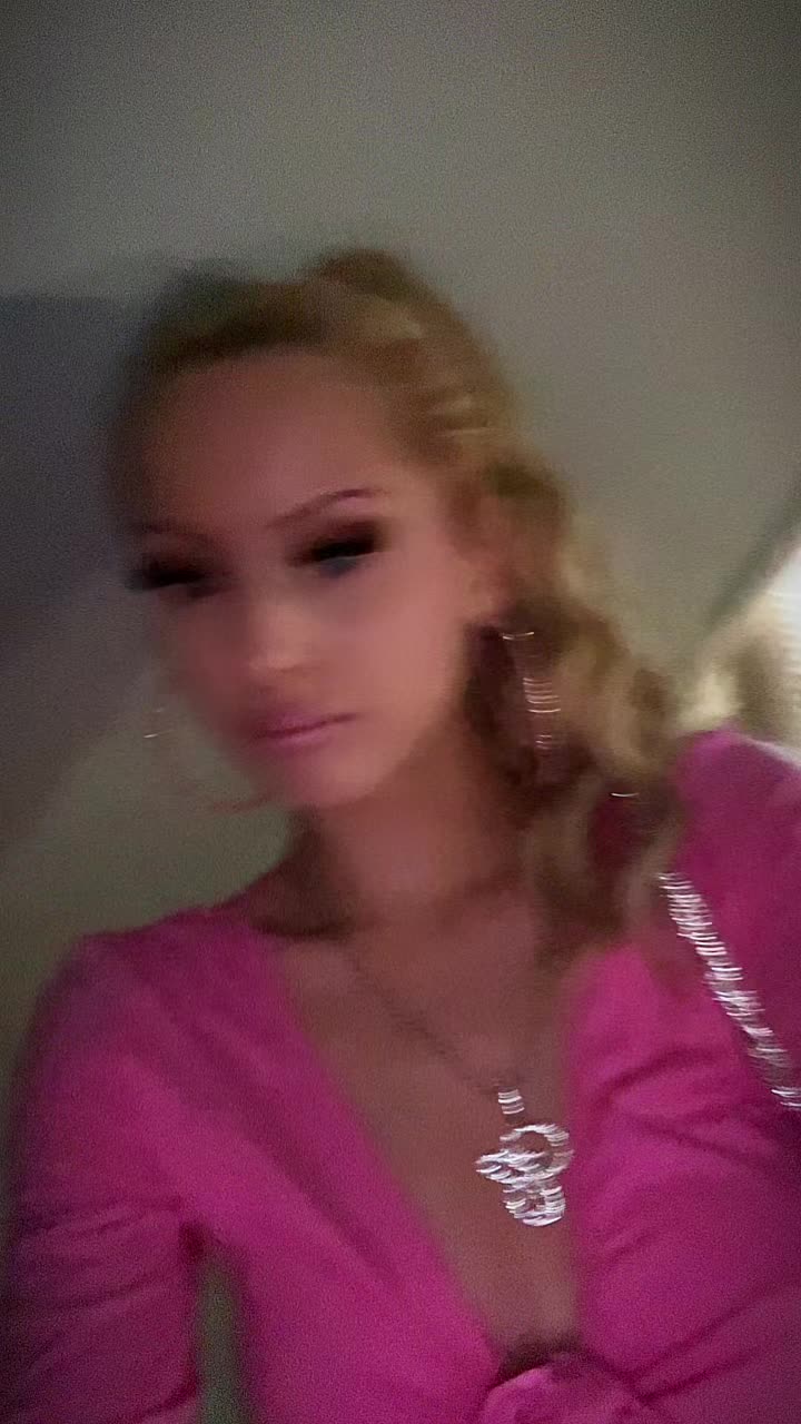 @Charly⭐️🍬🧁