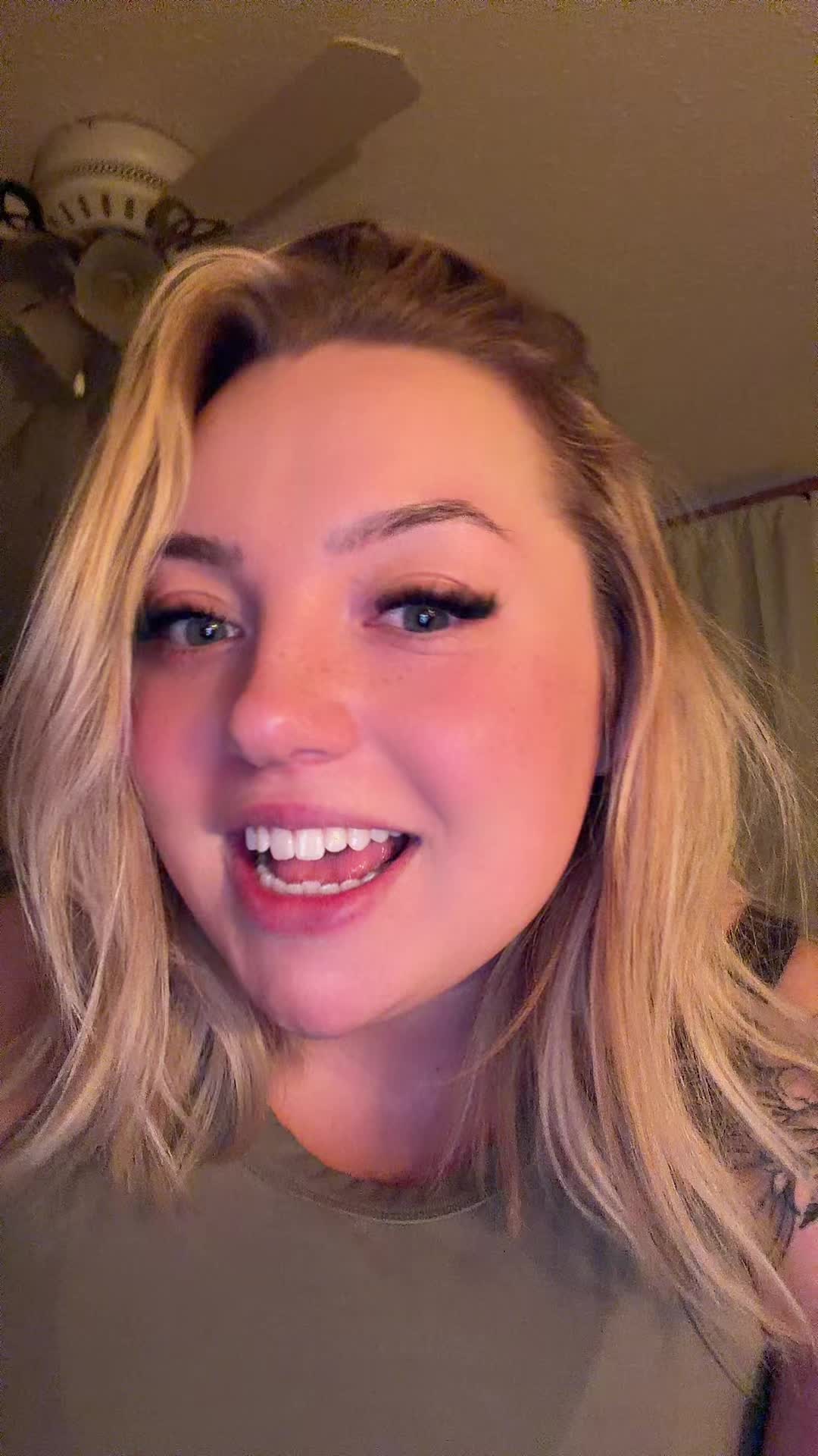 @Julia | MN Hairstylist