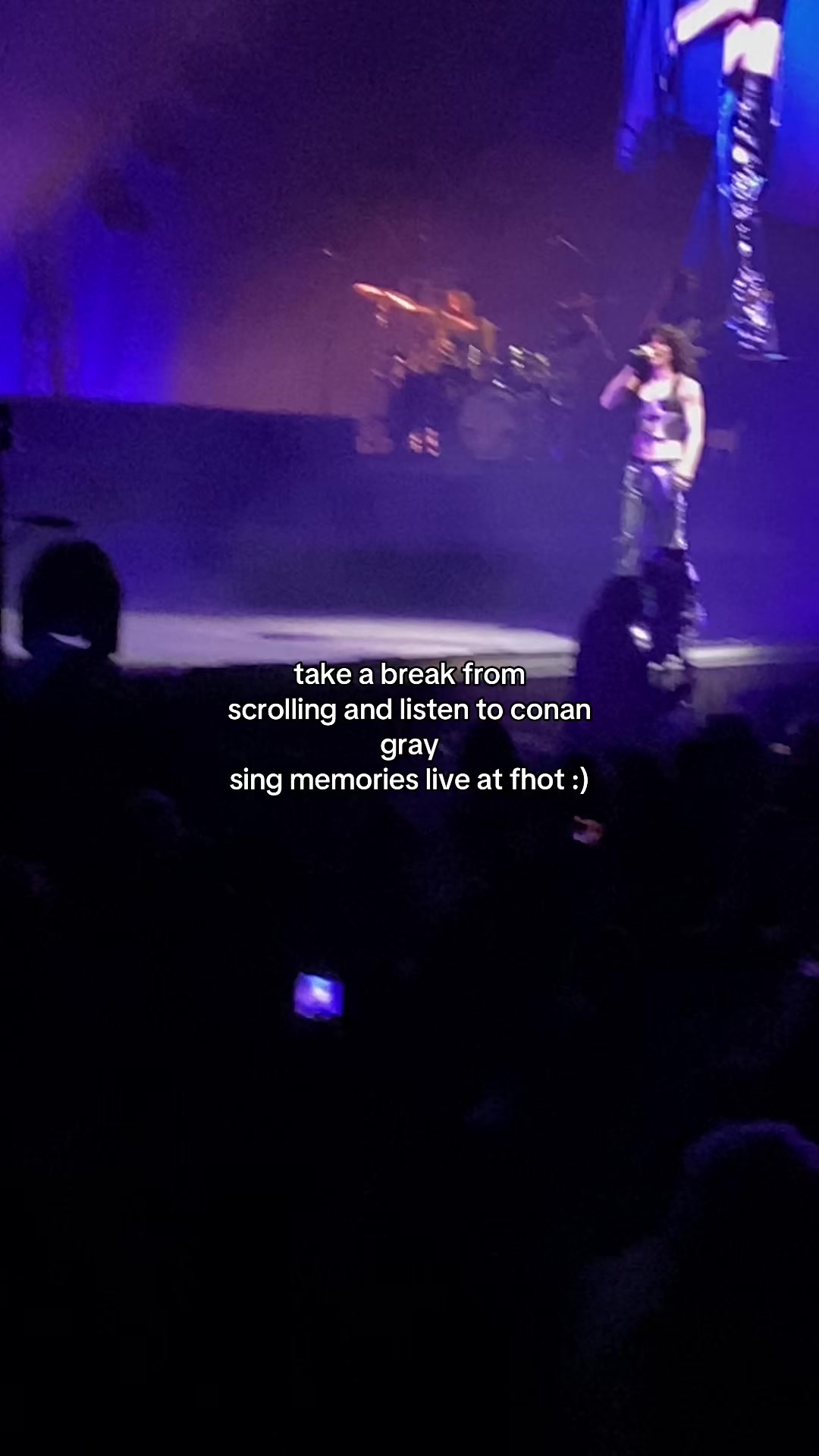 @ciara!!! (theconeologist)