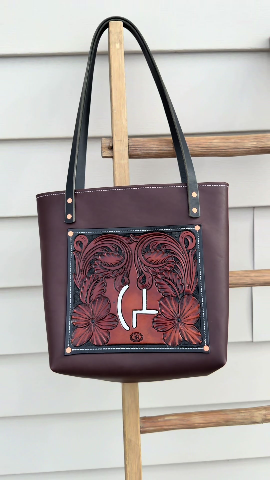 @cnewts_custom_leather