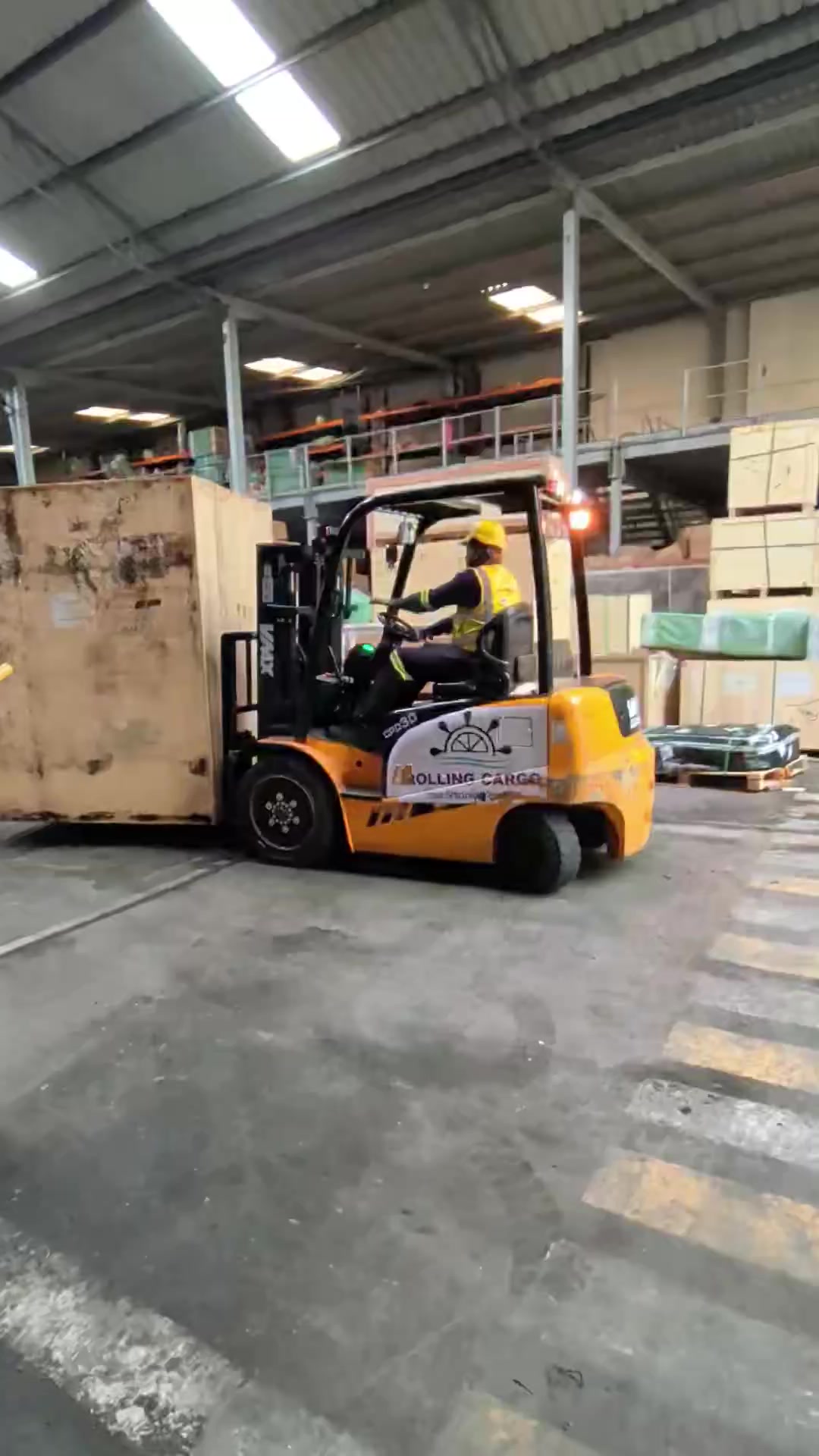 @RollingCargo
