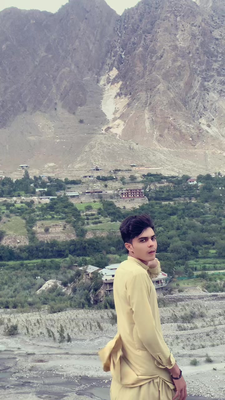 @💁🏻♂️CUTE یونس 🦋